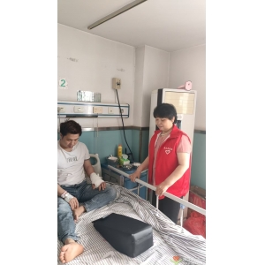 麻城康樂(lè)興家政：專業(yè)護(hù)工，守護(hù)健康，讓愛(ài)無(wú)微不至
